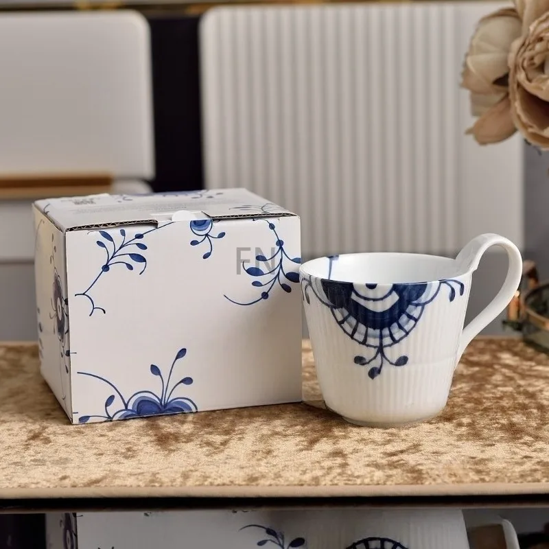 Coffee Tea Gift Set - 北欧ロイヤルパームフローラルデザインコーヒーマグティーカップソーサーセット磁器製多目的カップティーポットホリデーギフト用