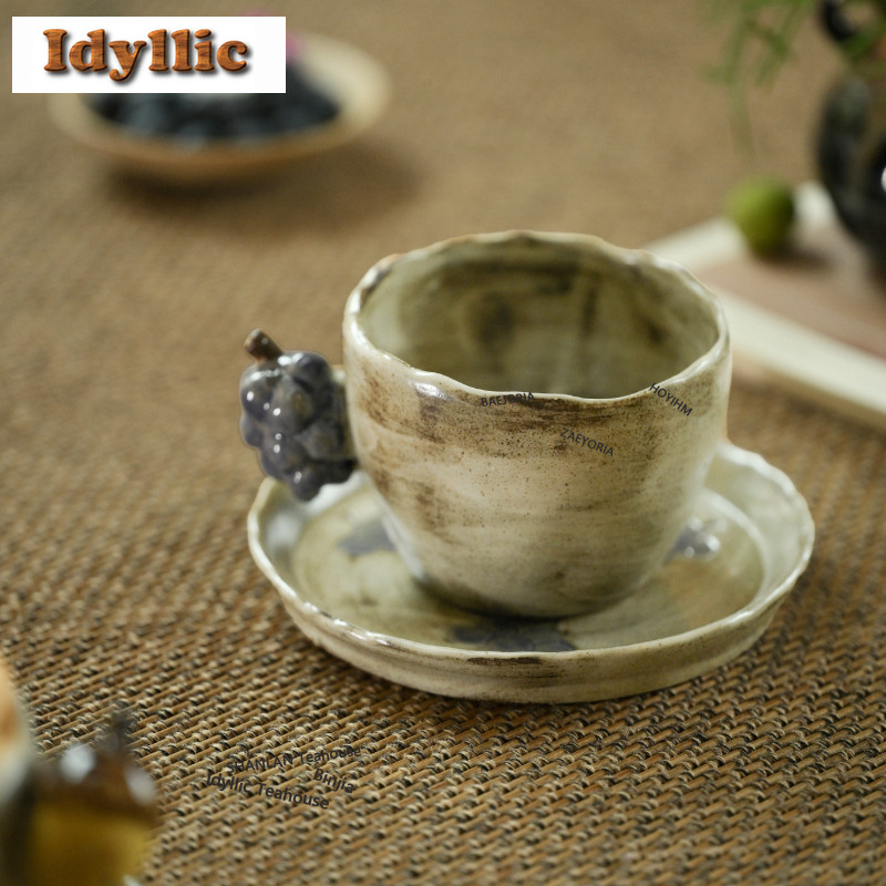 Coffee Tea Gift Set - HOYIHM 250ml 手作りのどんぐりコーヒーマグカップとプレート エレガントなミルクカップ アフタヌーンティーマグカップ ソーサーセット